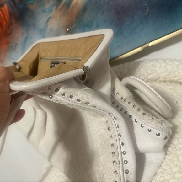 Made in Japan furry purse white - Picture 4 of 5